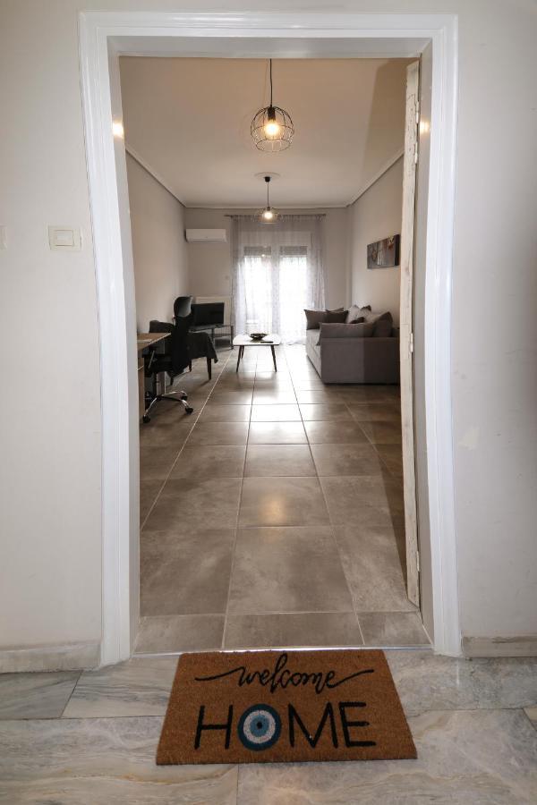 Stay Here - Διαμέρισμα Στο Κέντρο Του Βόλου Volos Exterior foto
