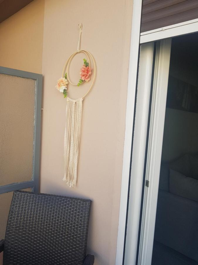 Stay Here - Διαμέρισμα Στο Κέντρο Του Βόλου Volos Exterior foto